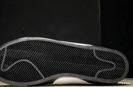 Reaper Mid Blazer  Grim Nike AA3832-001 O-W 0524